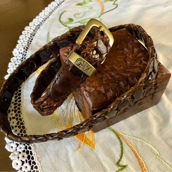Vintage Gloria Vanderbilt Dark Brown Woven Leather Belt. Brass Buckle M/L - Picture 13 of 16